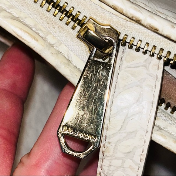 BRAHMIN Ivory Bone Crocodile Crossbody Bag - Picture 6 of 15